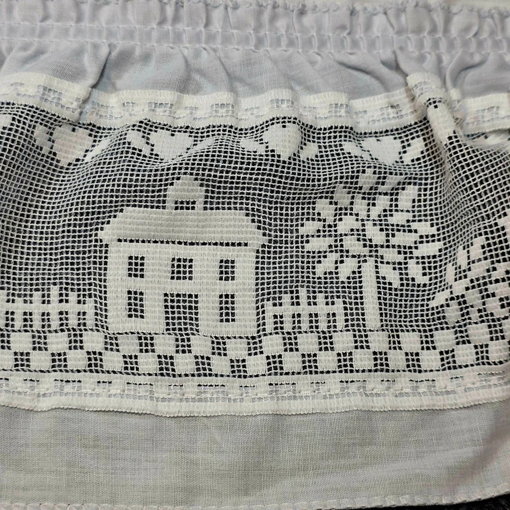 Vintage Set of 2 Country Cottage Lace Ruffled Curtain Valances Blue White USA